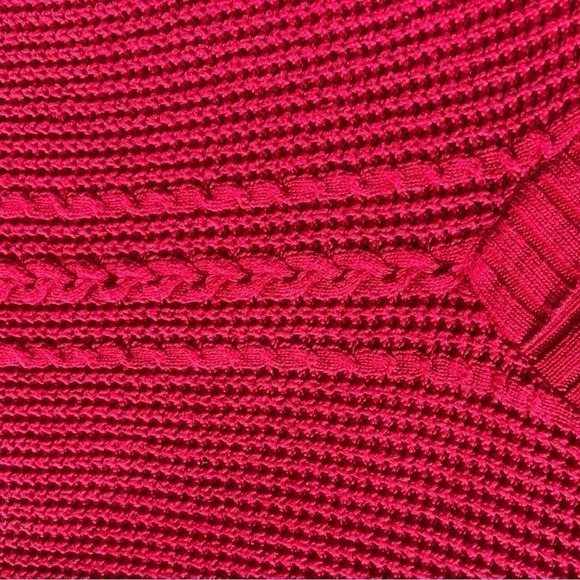 DKNY RED V NECK KNIT SWEATER SIZE MEDIUM - Picture 13 of 13